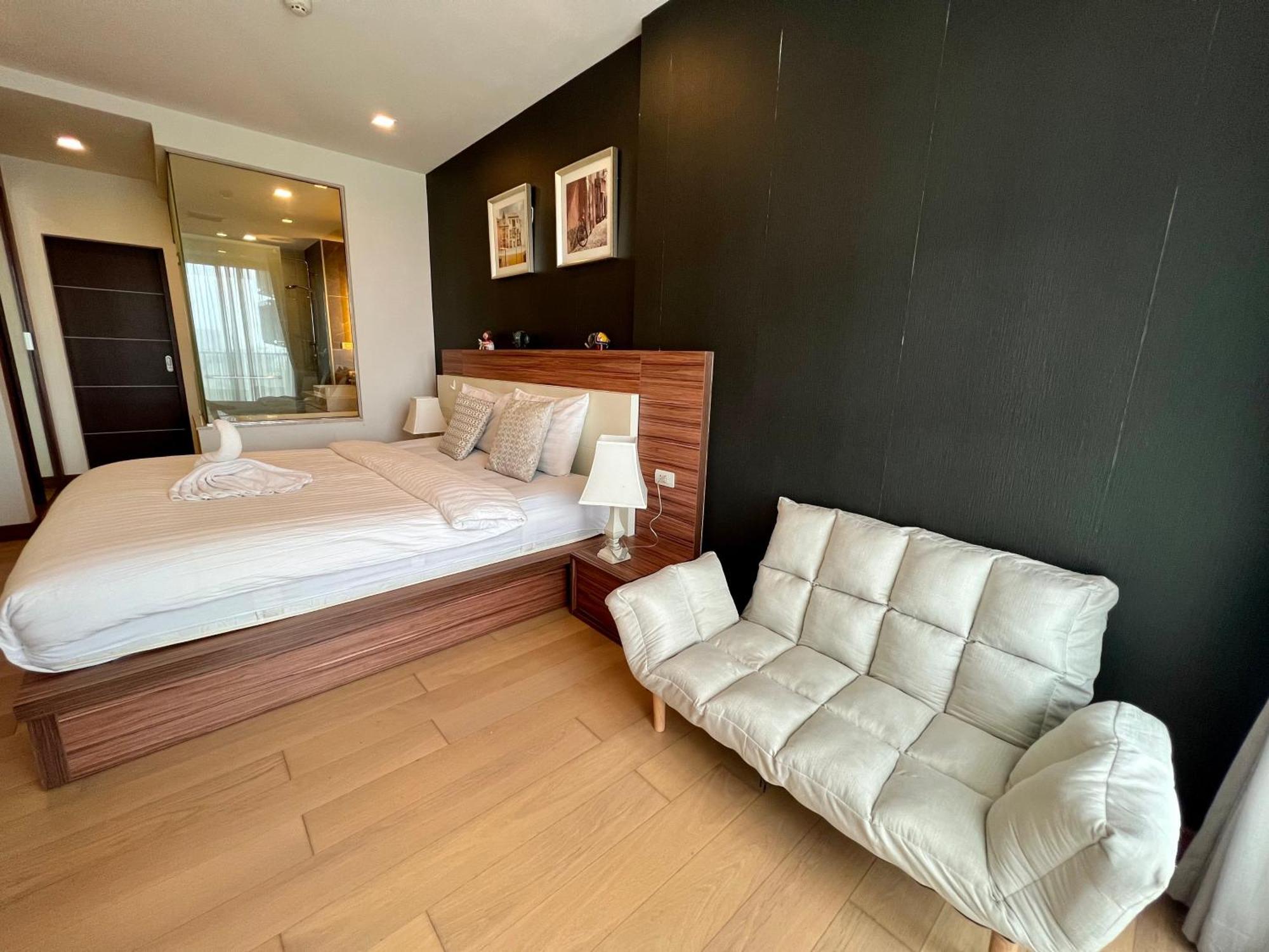 Cozy Luxury Condo @ The Astra Chiang Mai Bagian luar foto